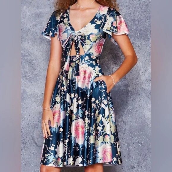 Blackmilk Rio Dress in - Picture 2 of 9